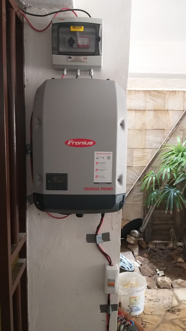 FRONIUS 3 KW.jpg